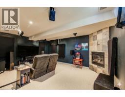 17 RED CLOVER Crescent - 29