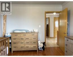 275 LEAMON Street - 26