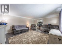 340 DELCREST Avenue - 6