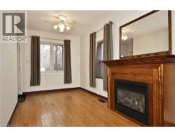 56 CHURCHILL Drive - 12