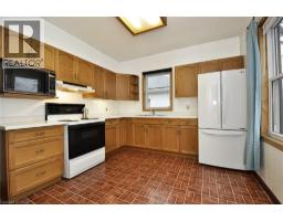 56 CHURCHILL Drive - 13