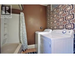 56 CHURCHILL Drive - 17