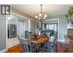 16 CLANSMAN Crescent - 17