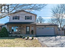 16 CLANSMAN Crescent - 2