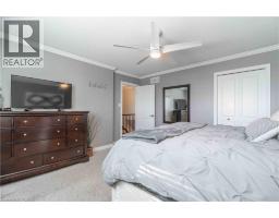 16 CLANSMAN Crescent - 24