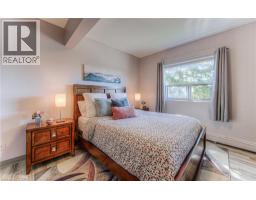 283 FAIRWAY Road N UnitNo. 201 - 26