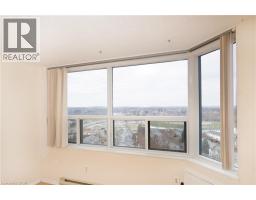 55 GREEN VALLEY Drive UnitNo. 1409 - 15