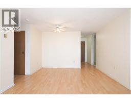 55 GREEN VALLEY Drive UnitNo. 1409 - 18