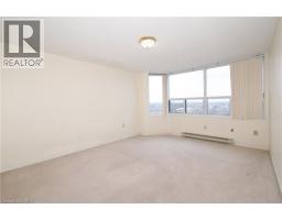 55 GREEN VALLEY Drive UnitNo. 1409 - 25