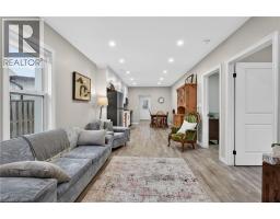 332 QUEEN Street N - 12