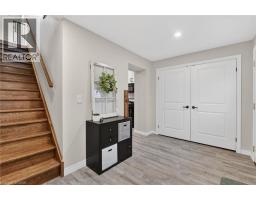 332 QUEEN Street N - 24