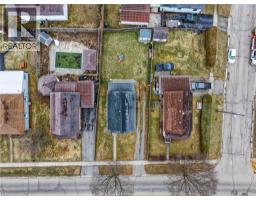 332 QUEEN Street N - 42