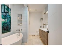 112 MITCHELL Street - 21