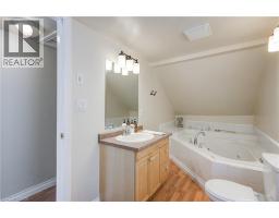 409 TOWER HEIGHTS Drive - 21