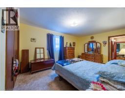 672 JAMES Street - 17