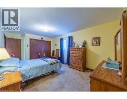 672 JAMES Street - 18