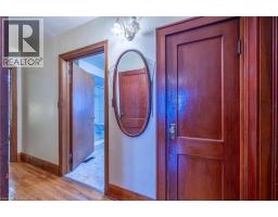 672 JAMES Street - 19