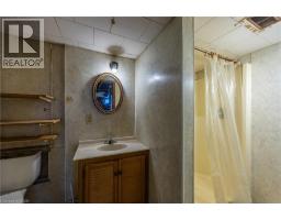 672 JAMES Street - 26