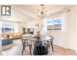 39 HAZELWOOD Crescent - 10