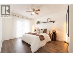 39 HAZELWOOD Crescent - 23