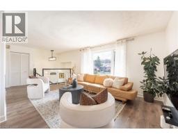 39 HAZELWOOD Crescent - 8