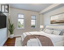 43 WOOLWICH Street - 25