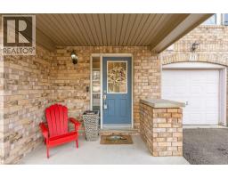 71 GARTH MASSEY Drive UnitNo. 71 - 3