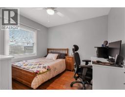 563 GUELPH Street - 16