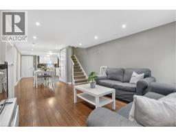 563 GUELPH Street - 32