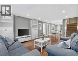 563 GUELPH Street - 33