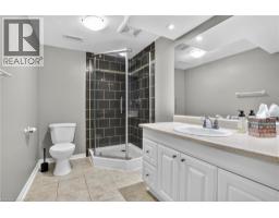 563 GUELPH Street - 46