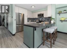 80 FOXBOROUGH Drive - 7