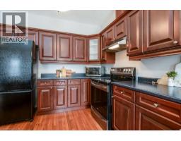 900 DOON VILLAGE Road UnitNo. 3 - 15