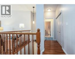 900 DOON VILLAGE Road UnitNo. 3 - 33