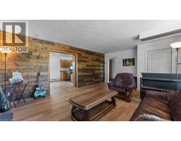 905 BLUELINE Road - 8