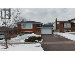 43 RIPLEY Crescent - 2