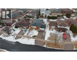 43 RIPLEY Crescent - 31