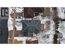 43 RIPLEY Crescent - 40