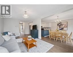 468 DOON SOUTH Drive UnitNo. 7 - 7