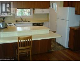 135 GLENFOREST Road - 10