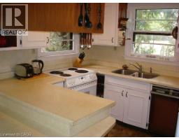 135 GLENFOREST Road - 11