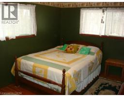 135 GLENFOREST Road - 27