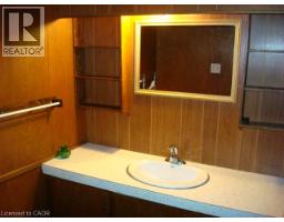 135 GLENFOREST Road - 34