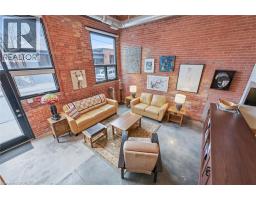 85 SPRUCE Street UnitNo. 106 - 5