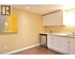 512 TERRINGTON Crescent - 47