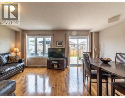 955 ZELLER Crescent - 7