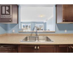 955 ZELLER Crescent - 9