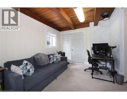 163 PINEGROVE Crescent - 18