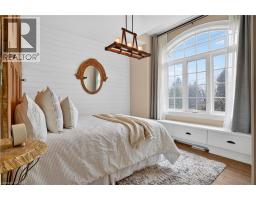 125 CENTRAL Drive - 35