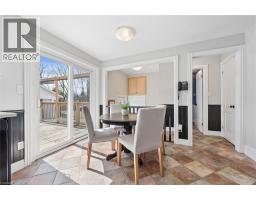 635 LAWRENCE Street - 16